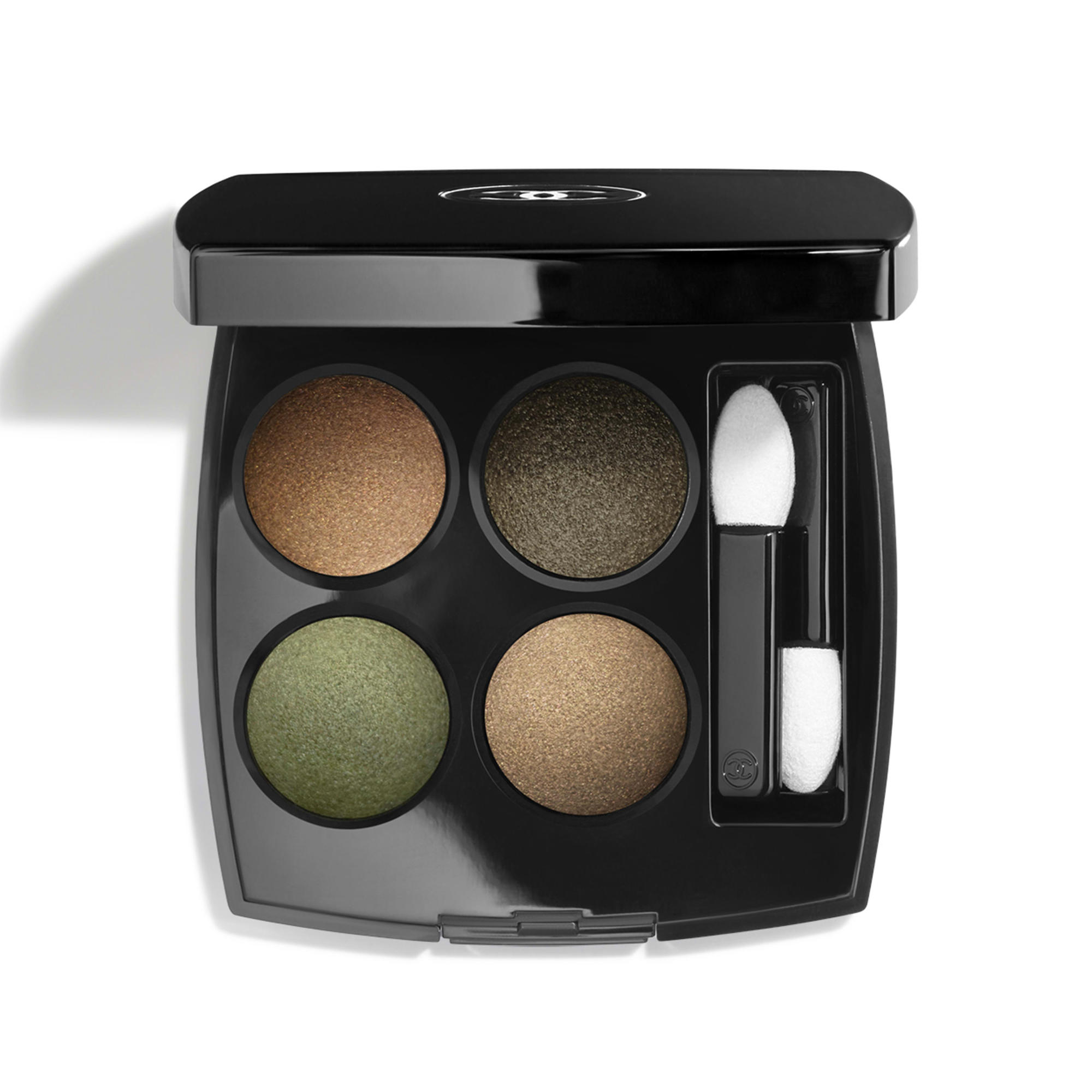 Chanel Les 4 Ombres Multi-Effect Quadra Eyeshadow Blurry Green 318