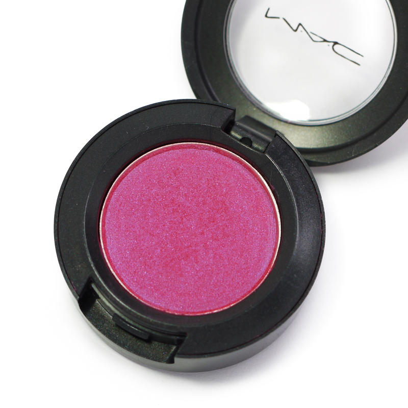MAC Eyeshadow Romping #1
