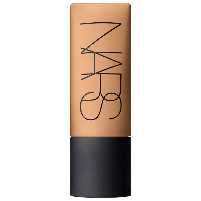 NARS Soft Matte Complete Foundation Aruba Medium 6