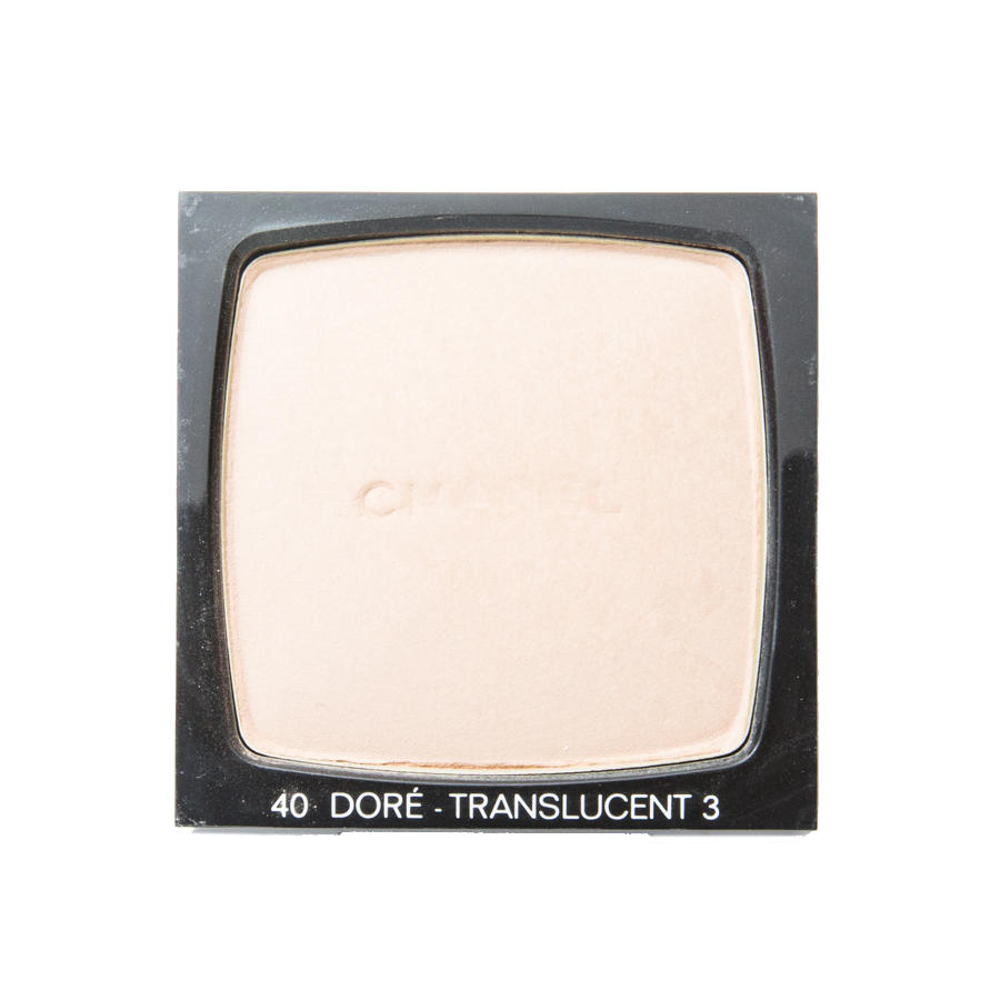 Chanel Universal Compact Translucent 3