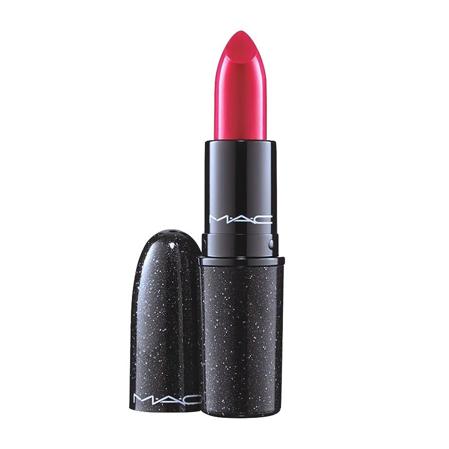 Mac 50. Mac тон 005 помада. Помада Lipstick. Косметика Мак черная помада. Помада муляж.